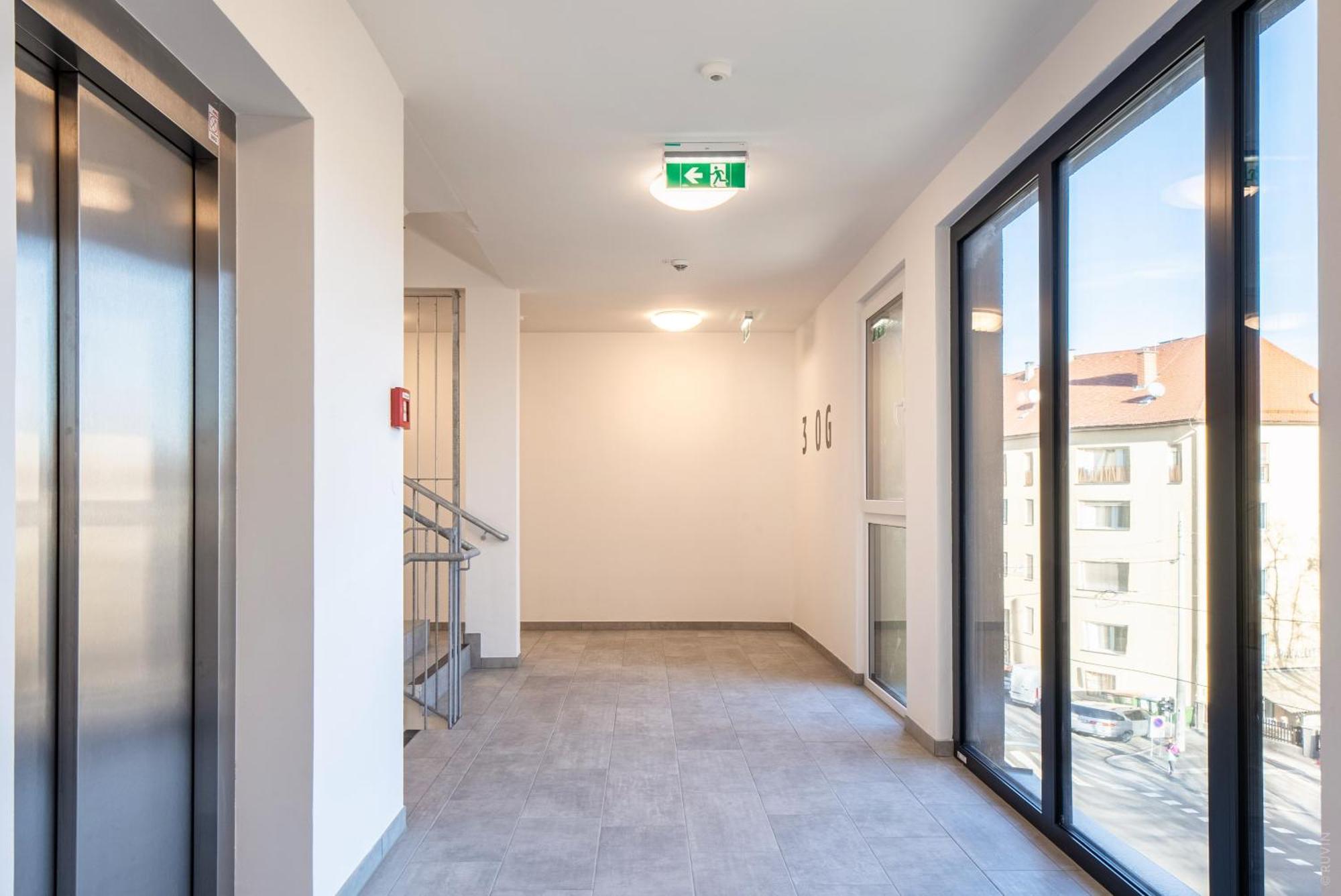Whats-App Self-Check-In - Apartment Am Hauptbahnhof Γκρατς Εξωτερικό φωτογραφία